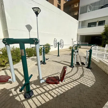 2 Bed Flat - Sleeps 4 - Pool - Parking - Wifi Lejlighed Estepona